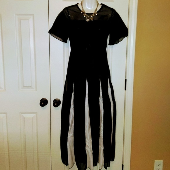 Black and White Maxi Dresses 1 Left! Size M - Picture 4 of 4